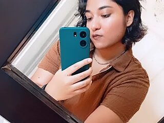 kamilah_rose live webcam thumbnail