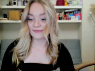 kara_smith_ live webcam thumbnail