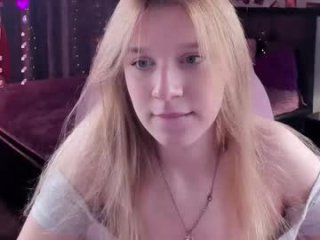 karambamoon live webcam thumbnail
