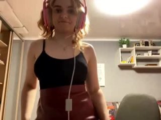 kariejenison live webcam thumbnail