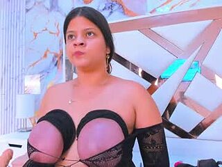 karina_analdeep live webcam thumbnail