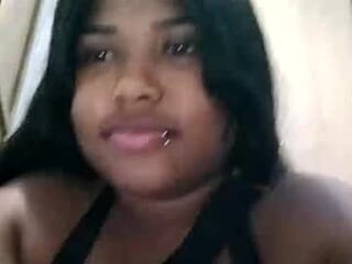 karola196970 live webcam thumbnail