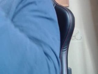 karolhorny96 live webcam thumbnail