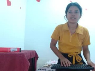 karolsweetvagi live webcam thumbnail