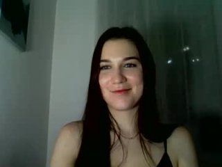katie_foxi live webcam thumbnail