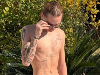 katrinewestx live webcam thumbnail