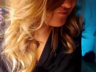 kaya_davies live webcam thumbnail
