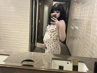 kaygbbmama live webcam thumbnail