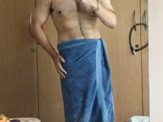KeepCummingForYou73 live webcam thumbnail