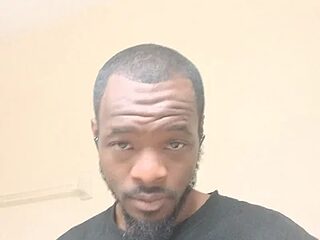 Keepemwett live webcam thumbnail