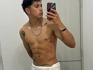 Kei_23 live webcam thumbnail