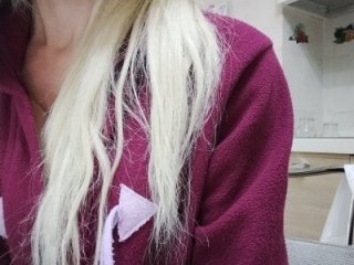 Kelly80 live webcam thumbnail
