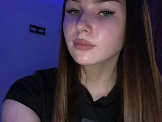 KellyBurrus live webcam thumbnail