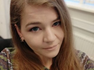 KellyKleine live webcam thumbnail