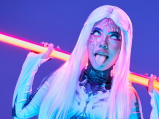 KellyOlsenbe live webcam thumbnail