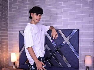 Kevin_Brooks1 live webcam thumbnail