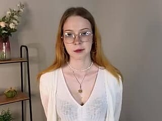 kelly_grant_ live webcam thumbnail