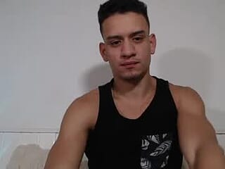 kelvinespinozafit live webcam thumbnail