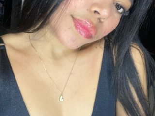 kendal_roxxx live webcam thumbnail