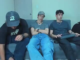 kervs_danny_josh live webcam thumbnail