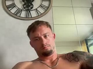 kevinhungxl live webcam thumbnail