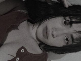keylaa_33 live webcam thumbnail