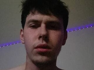 KFC_BOSS live webcam thumbnail