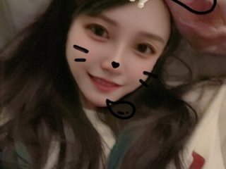 Khaleesi_ying_ live webcam thumbnail