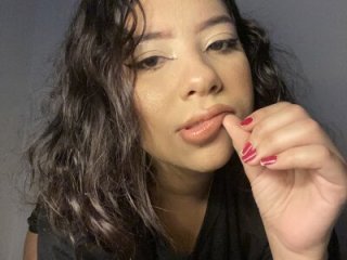KiaraCut live webcam thumbnail