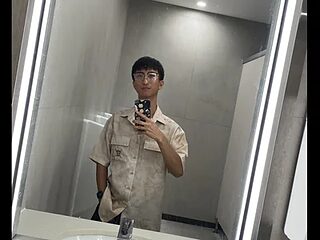 Kiet_Mot_Minh_O_Nha live webcam thumbnail