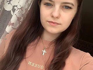 KikiAmino live webcam thumbnail