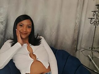 KikiBadgirl live webcam thumbnail