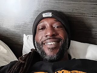 KingBlackStallion live webcam thumbnail