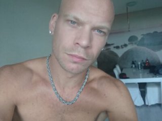 Kinky_Play1 live webcam thumbnail