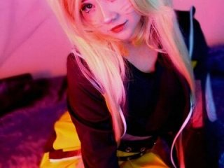 Kira-- live webcam thumbnail