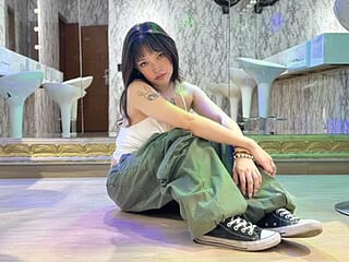 Kitty_Cutte live webcam thumbnail