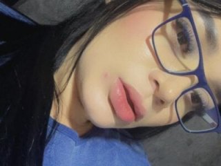 Kitty_Hot66_ live webcam thumbnail