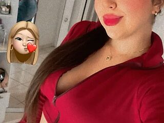 Kitty_Loveee live webcam thumbnail