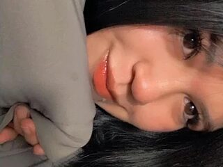 Kitty__meow live webcam thumbnail