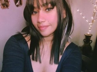 kiarybell__ live webcam thumbnail