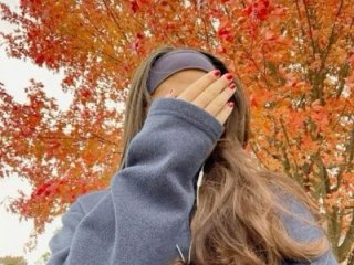 kiki_swan live webcam thumbnail