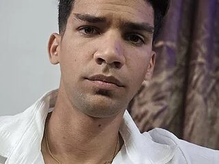 kiko0528 live webcam thumbnail