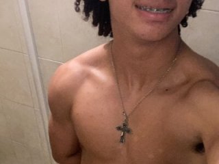 kim_curlyy live webcam thumbnail