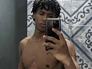 kingBBC23CM live webcam thumbnail