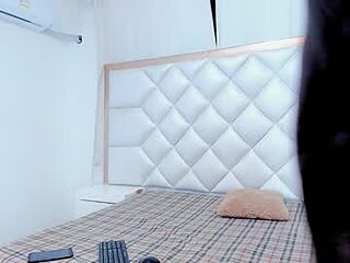 kingmaverickx live webcam thumbnail