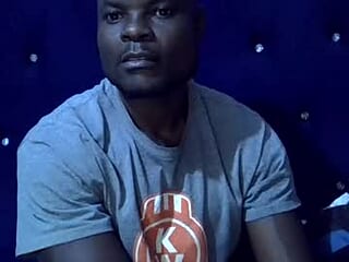 kingnovaa23 live webcam thumbnail
