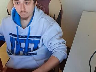 kingsnake1504 live webcam thumbnail