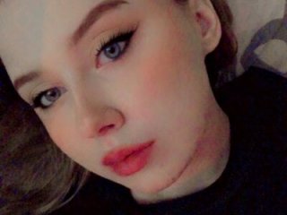 kira_lm live webcam thumbnail