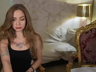 kira_zlata live webcam thumbnail