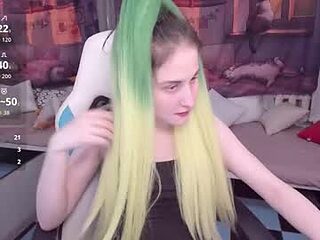 kiraparker live webcam thumbnail